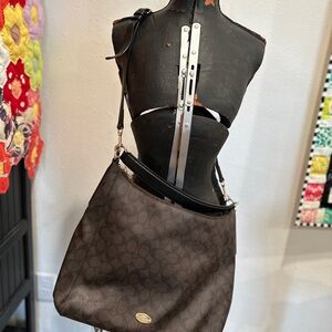 Coach Classic Logo Shoulder Bag